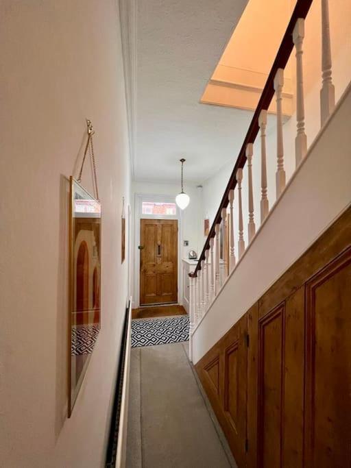 Stylish 4 Bed House With Parking In Holiday home Norwich